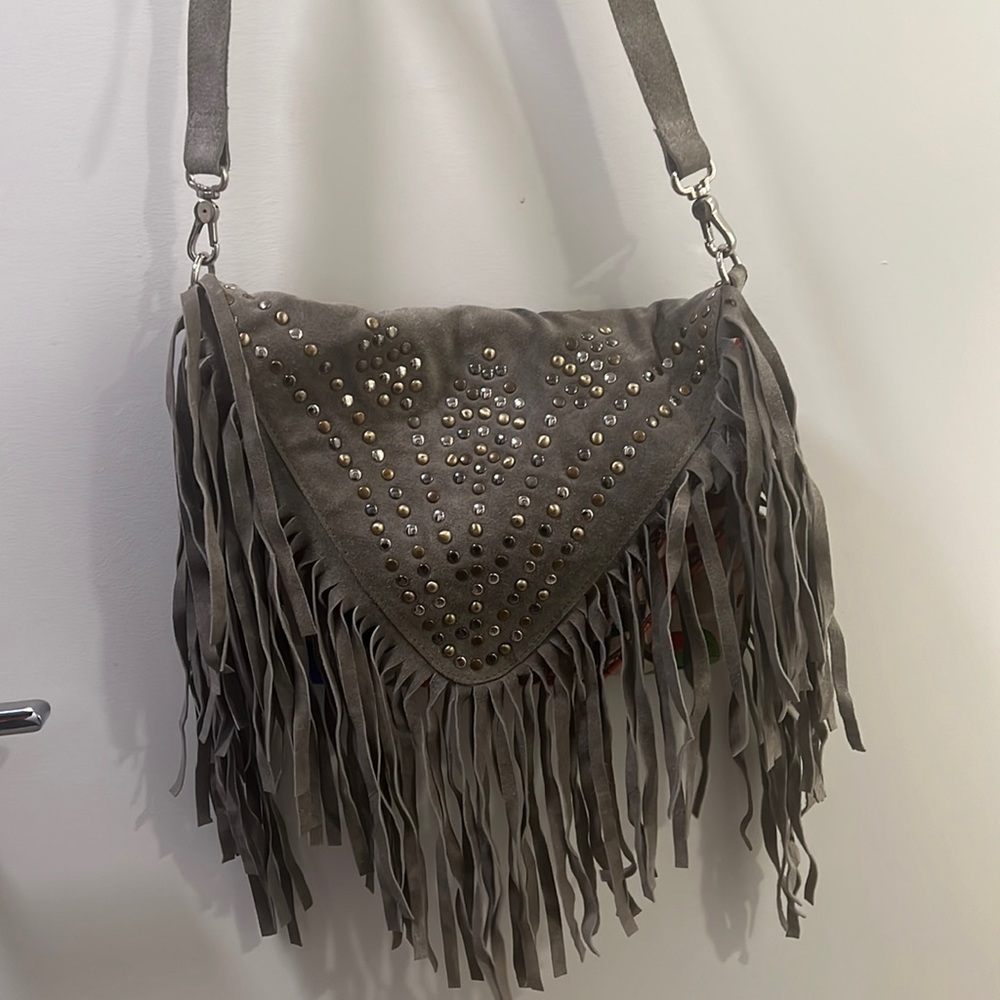 BARELY USED - LF vintage fringe side purse